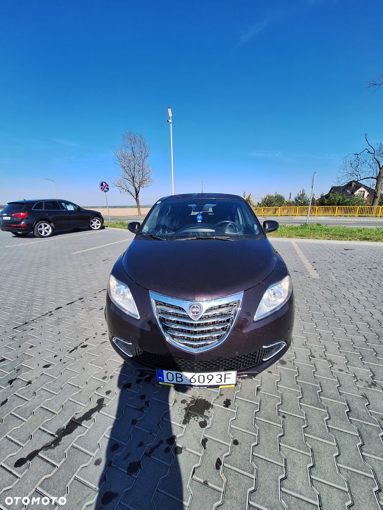 Lancia Ypsilon Y 1.2 8v Platinum - 2