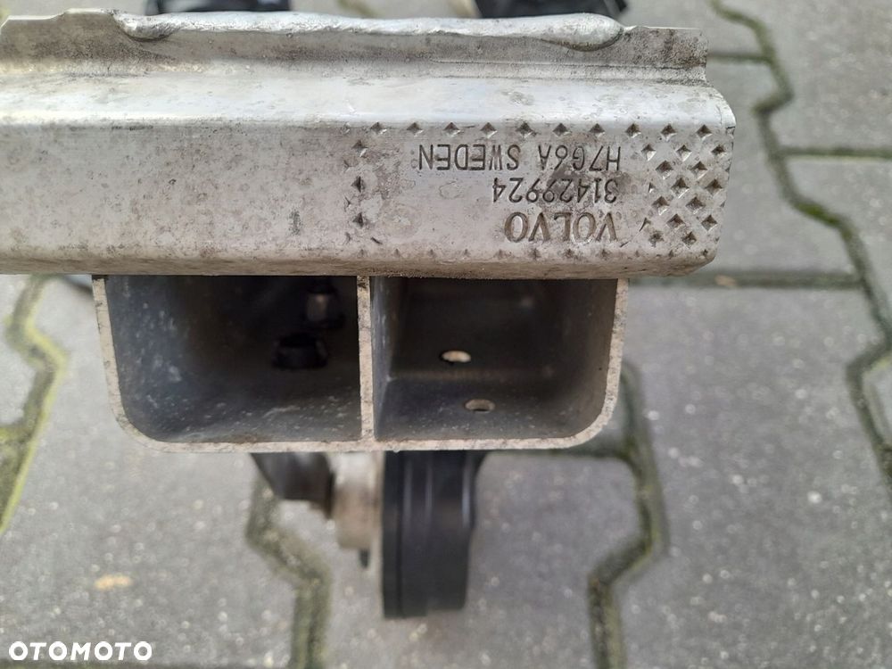 BELKA ZDERZAKA DOLNA KLAKSONY 31429924 VOLVO XC60 II 2019R - 7