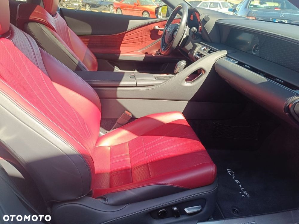 Lexus LC - 24