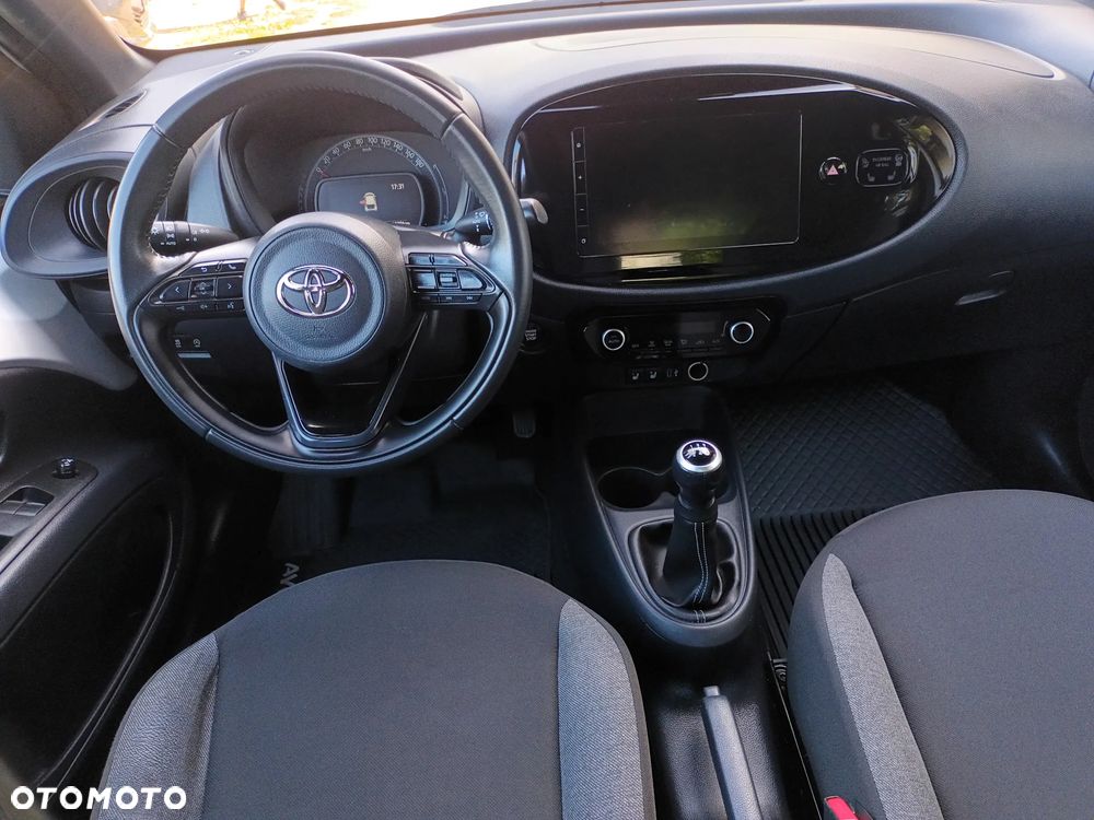 Toyota Aygo X Limited - 22