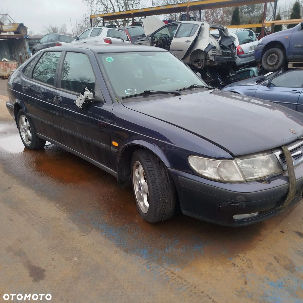 Saab 93 na części . - 2