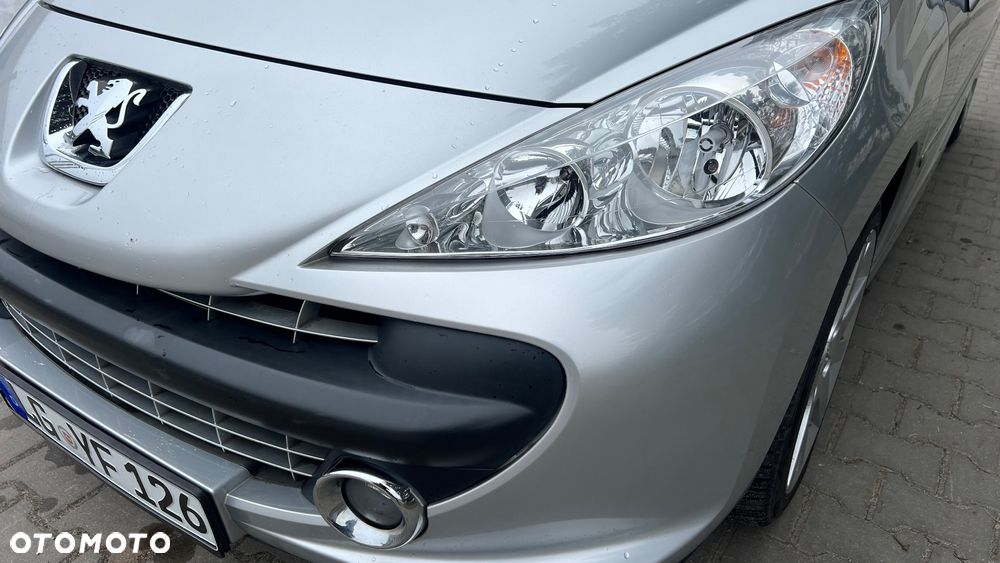 Peugeot 207 CC 120 VTi Active - 36