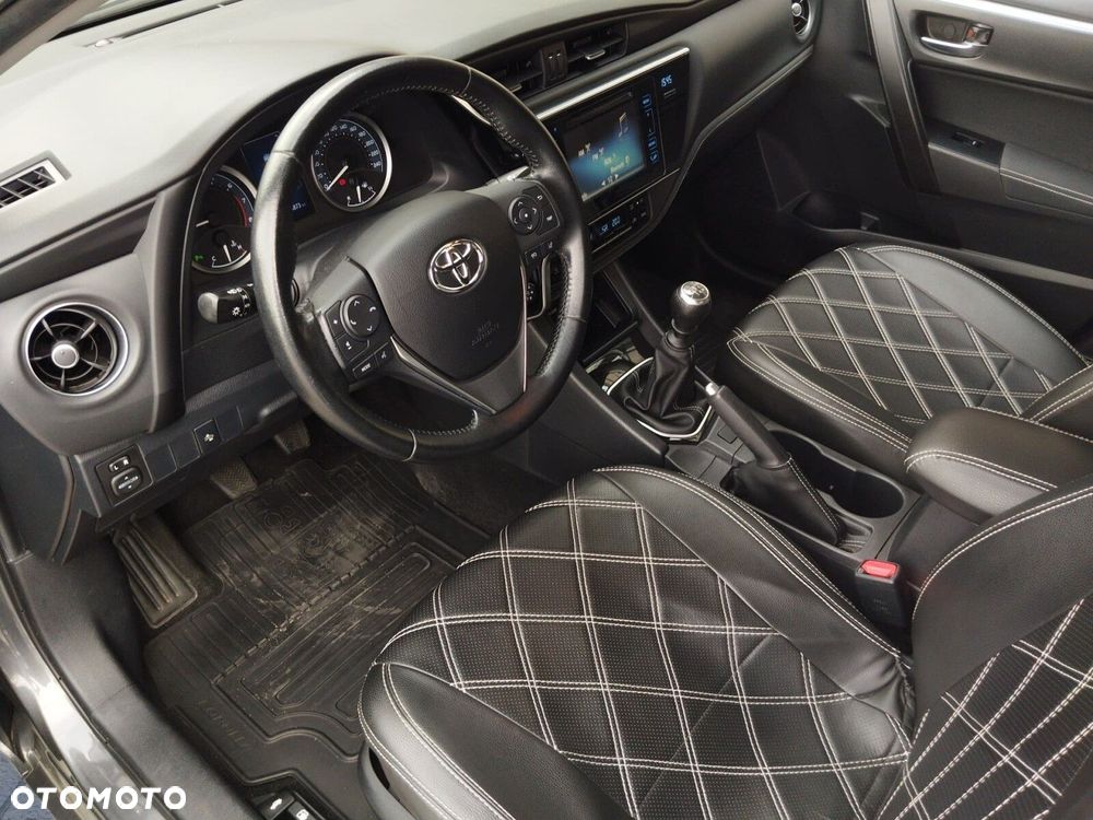 Toyota Corolla 1.6 Prestige - 14