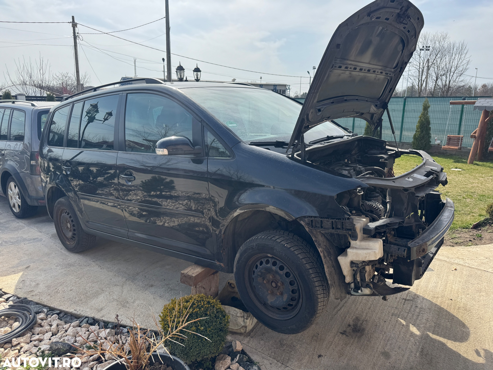 Volkswagen Touran 1.9 TDI - 4