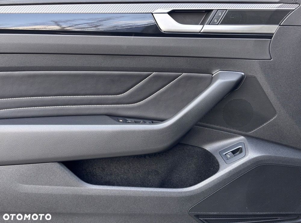 Volkswagen Arteon 2.0 TDI 4Motion R-Line DSG - 16