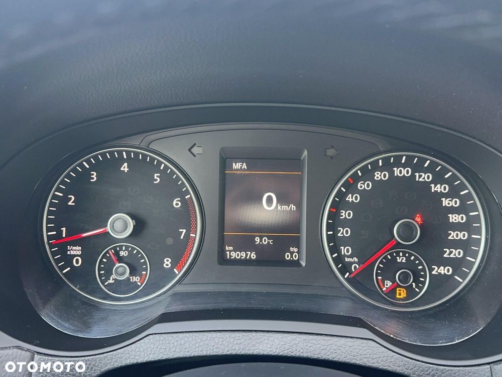 Volkswagen Sharan - 21