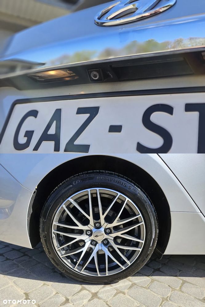 Hyundai i40 1.7 CRDi BlueDrive Premium DCT - 13