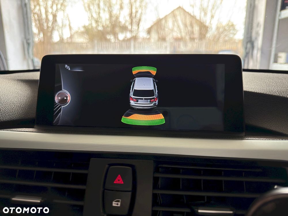 BMW Seria 3 318d Modern Line - 33