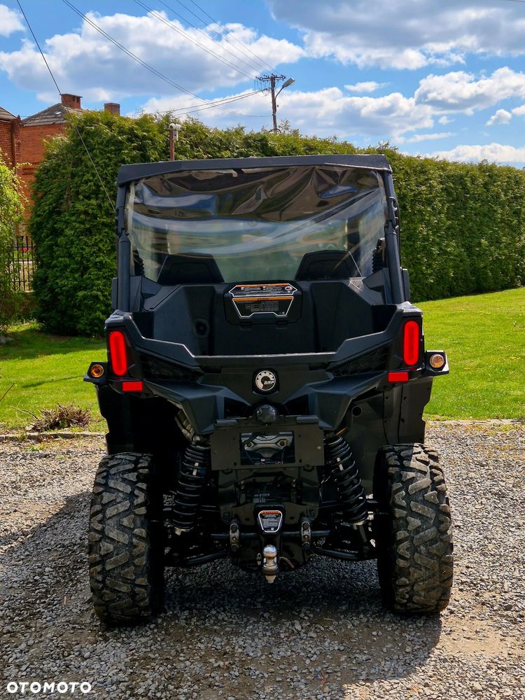 Can-Am Maverick - 11