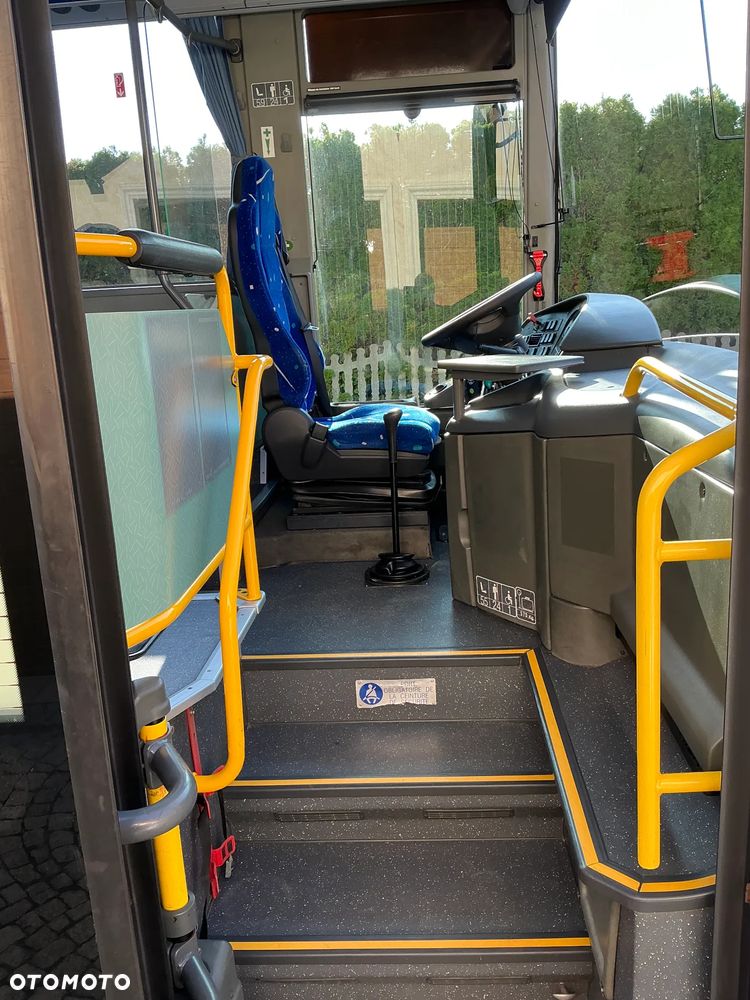 Mercedes-Benz INTOURO m - 14