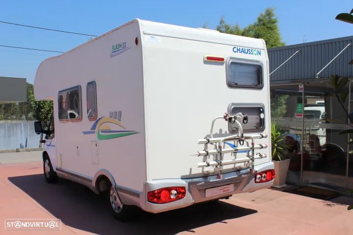 Ford Transit CHAUSSON FLASH S3 - 9