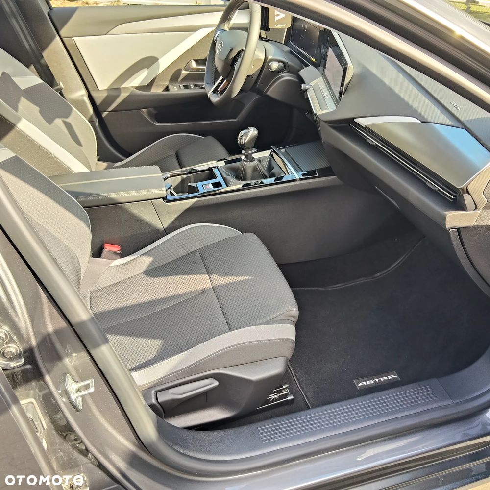 Opel Astra 1.2 T Elegance S&S - 7