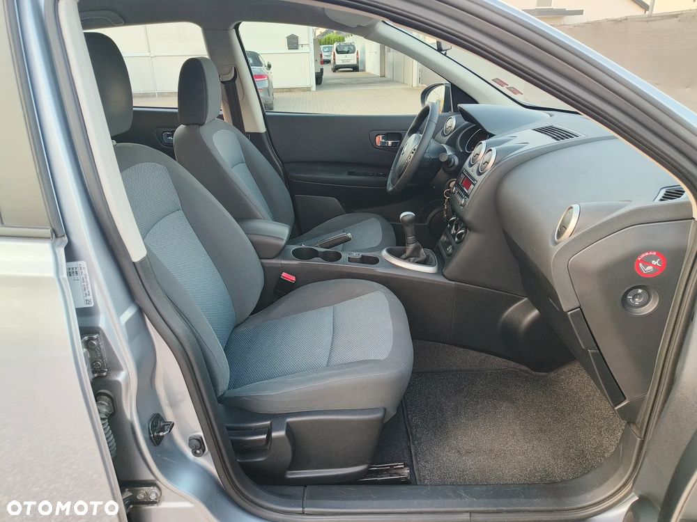 Nissan Qashqai 1.6 visia - 11