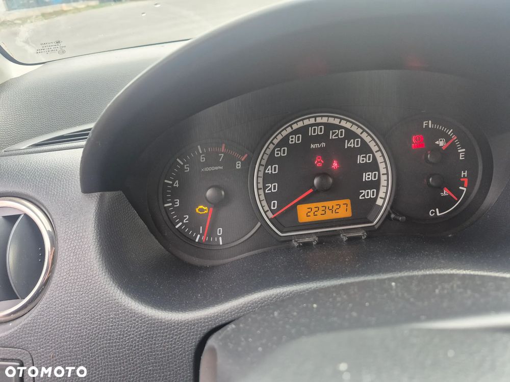 Suzuki Swift 1.3 Club - 10