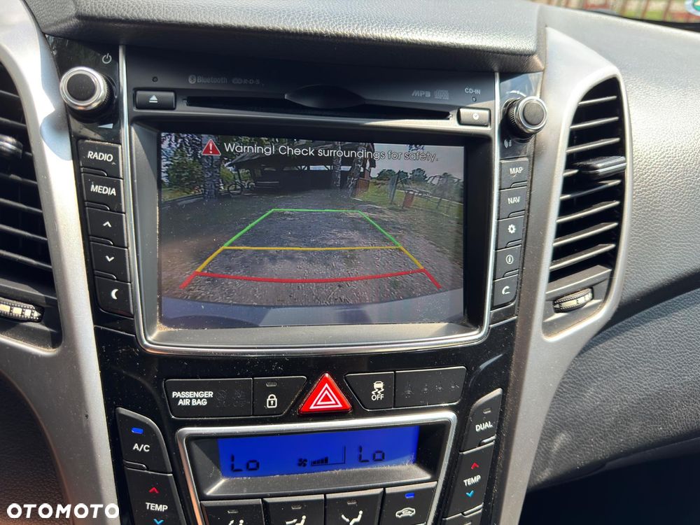 Hyundai i30 i30cw 1.4 Fifa World Cup Edition - 13