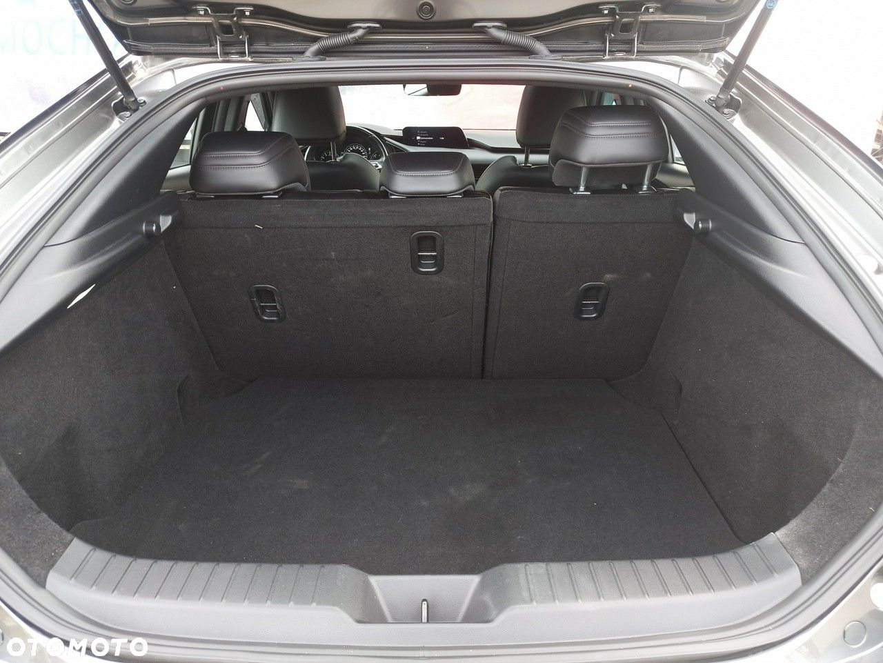 Mazda 3 - 9