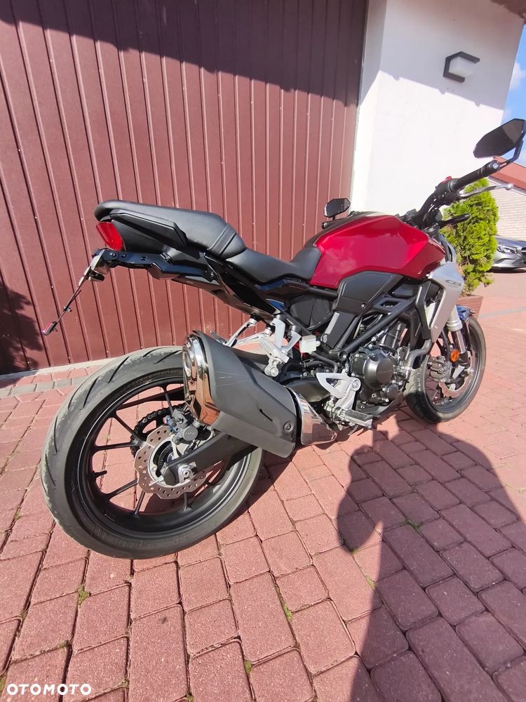 Honda CB - 4