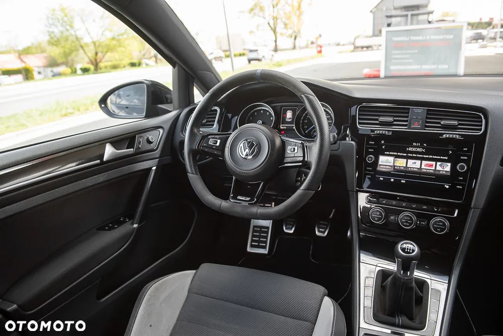 Volkswagen Golf 2.0 TSI BMT 4Mot R - 16