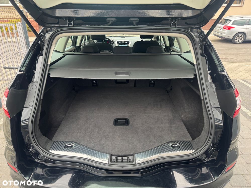 Ford Mondeo - 16