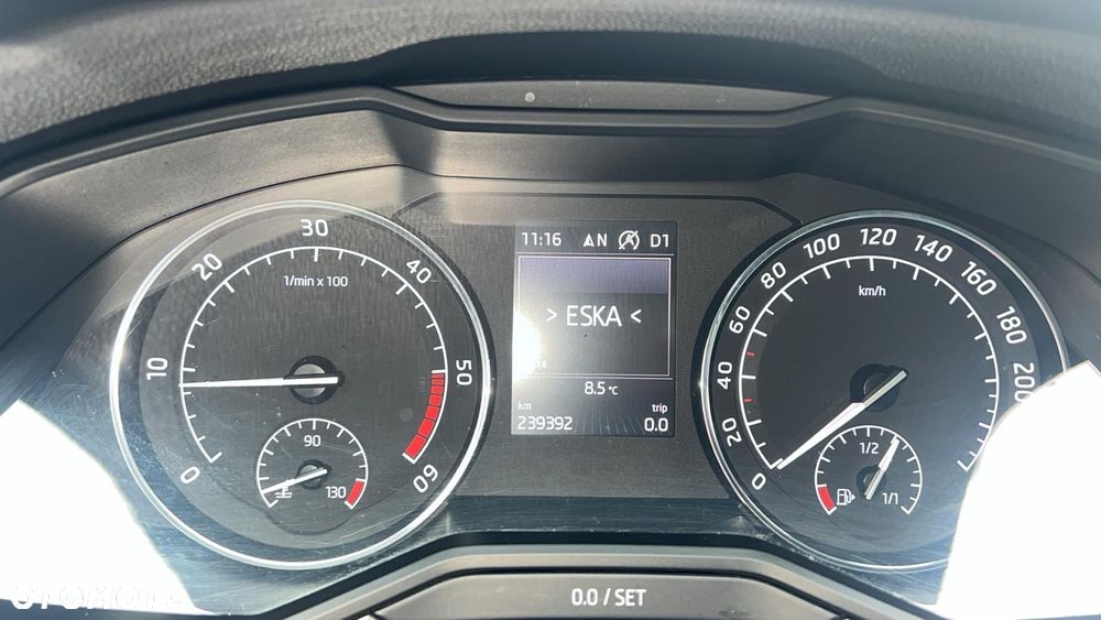 Skoda Superb 2.0 TDI 4x4 Active DSG - 18