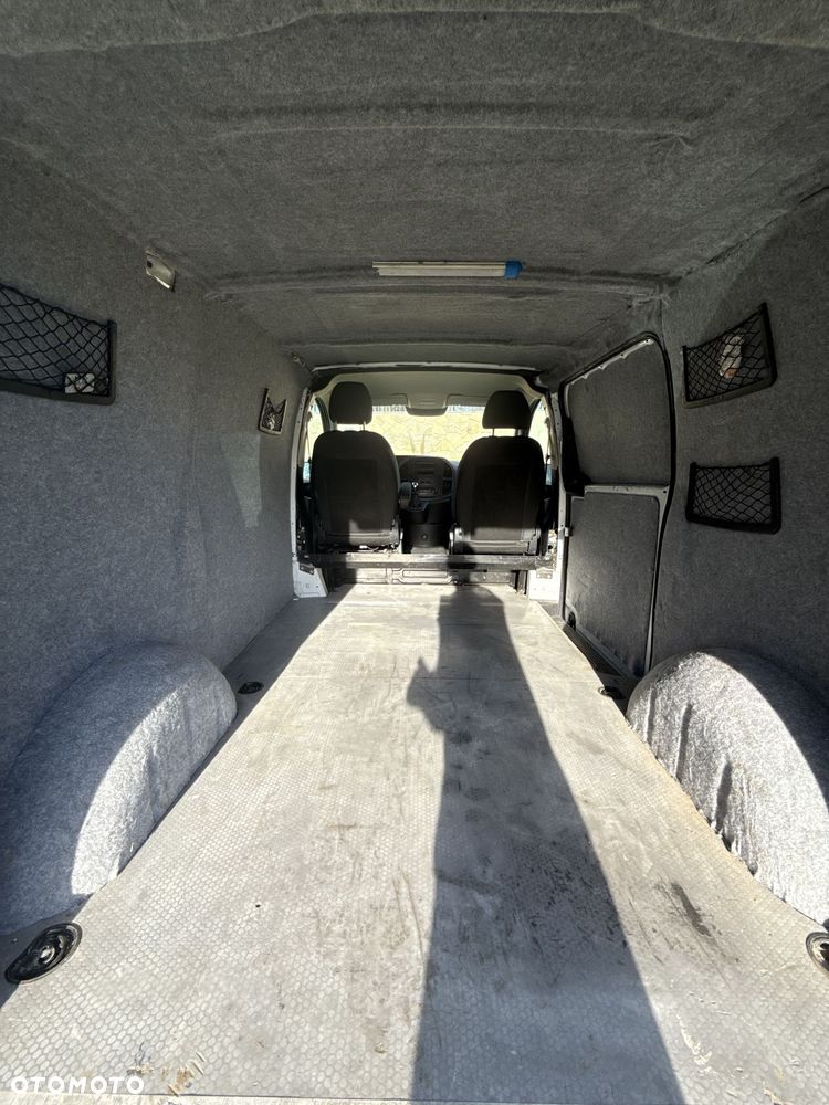 Mercedes-Benz VITO - 18