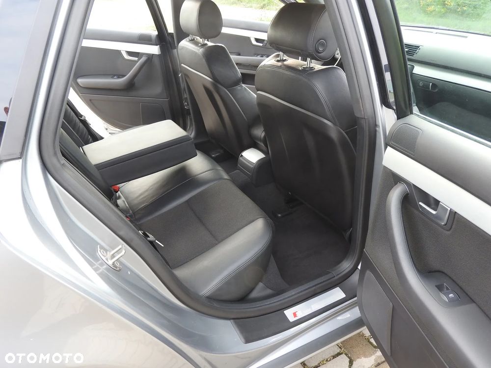 Audi A4 Avant 1.8T - 10
