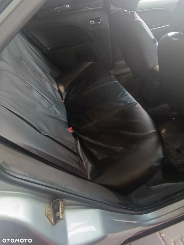 Ford Mondeo - 9