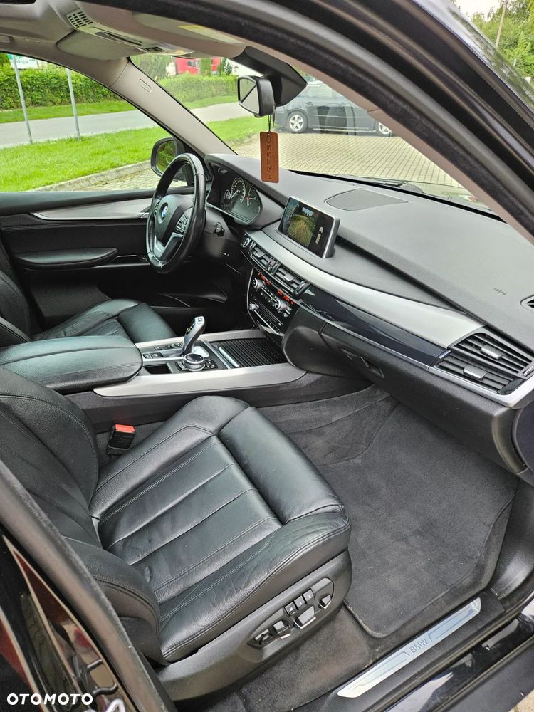 BMW X5 xDrive40d - 12