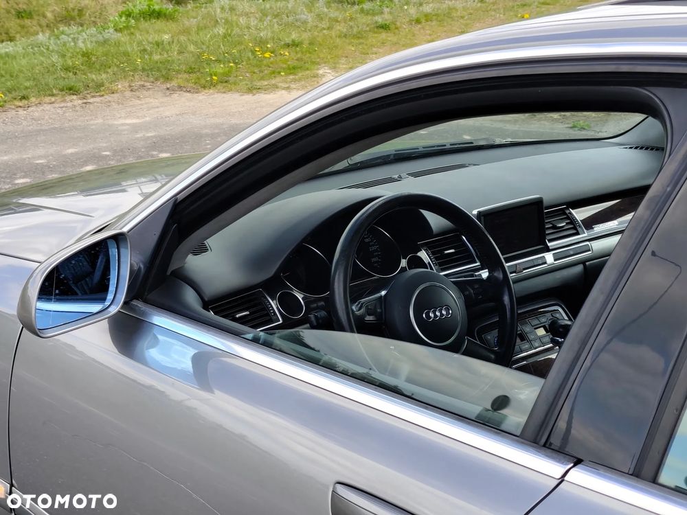 Audi A8 - 24