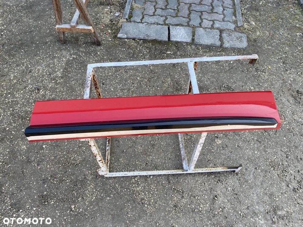 LISTWA PRAWA NA PRZEDNIE DRZWI SEAT ATECA FR 575854940E - 1