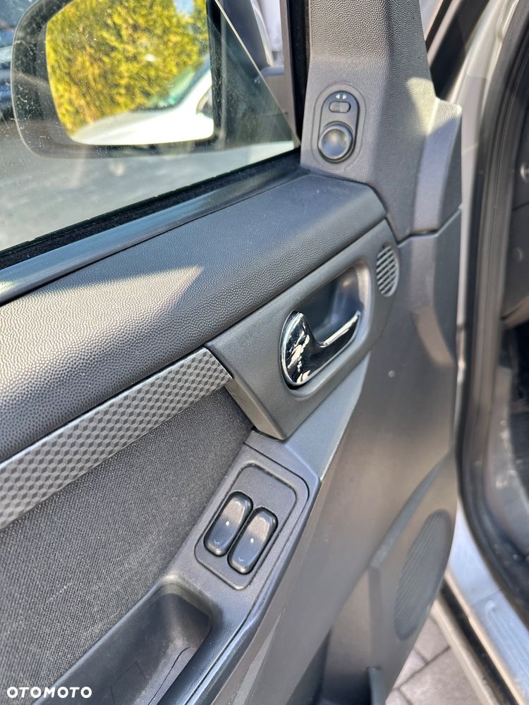 Opel Meriva 1.6 Essentia MTA - 10