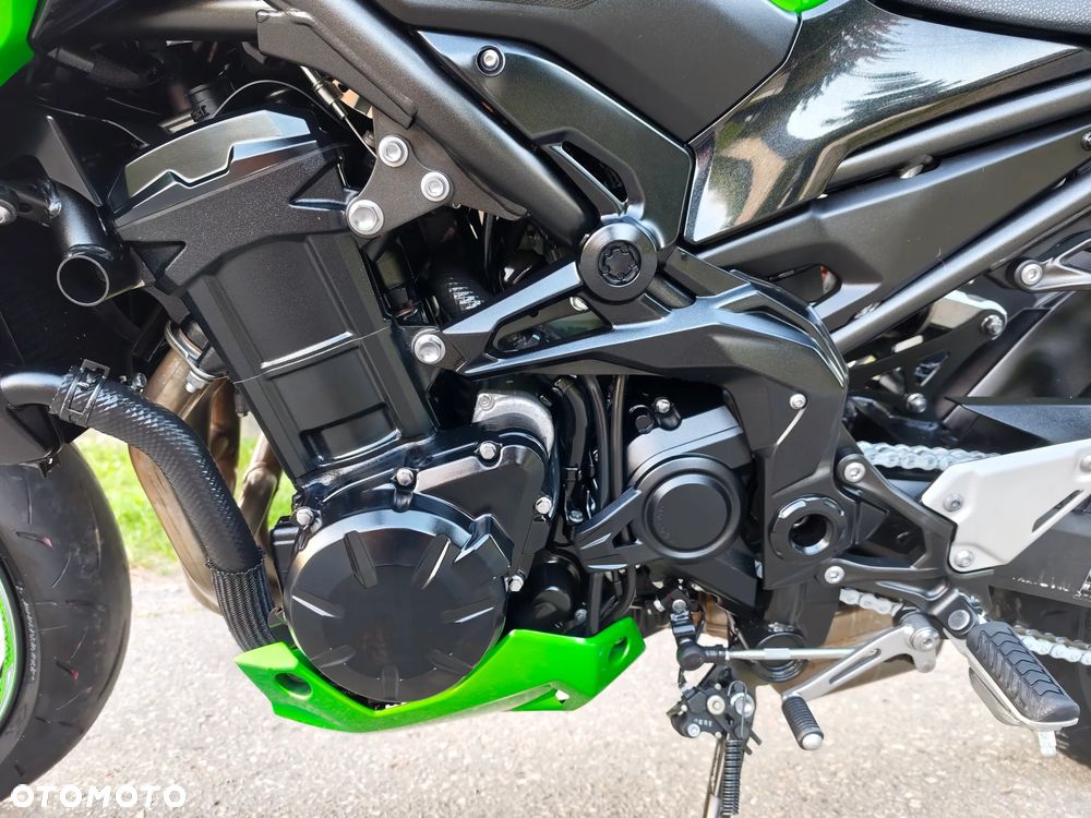 Kawasaki Z 900 - 16