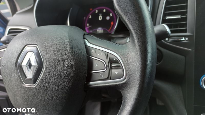 Renault Megane ENERGY TCe 100 PLAY - 27