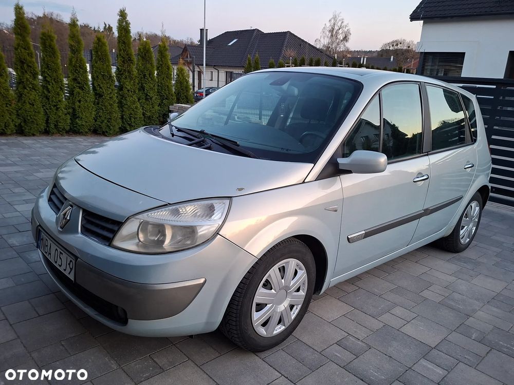 Renault Scenic - 1