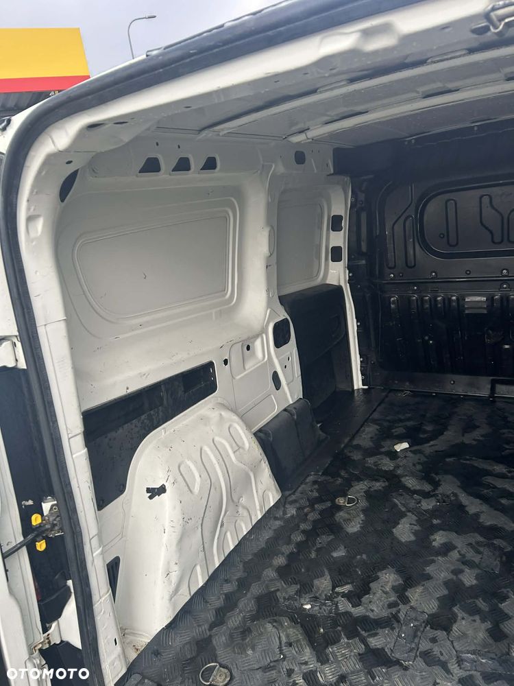 Fiat Doblo Maxi - 16
