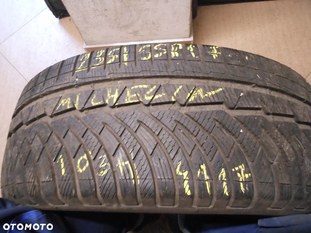Opona pojedyńcza 235/55r17 michelin pilot alpin pa4 6,7mm zima - 1