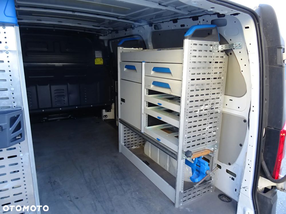 Mercedes-Benz Vito - 14