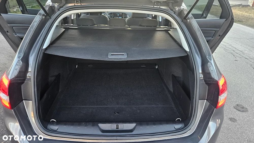 Peugeot 308 PureTech 130 EAT8 Allure - 18