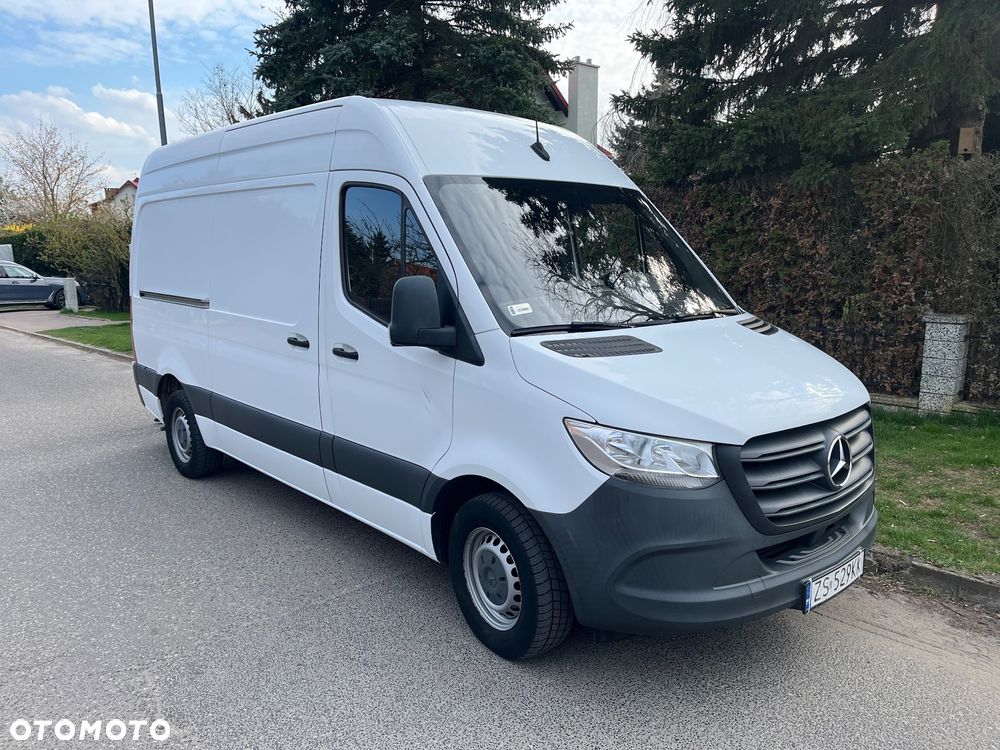 Mercedes-Benz SPRINTER - 1