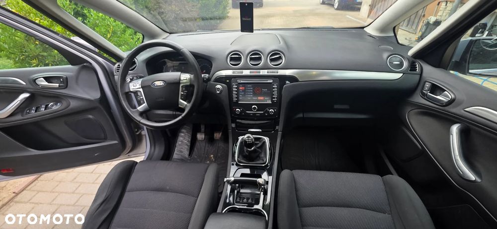 Ford S-Max 2.0 TDCi DPF Titanium X - 33