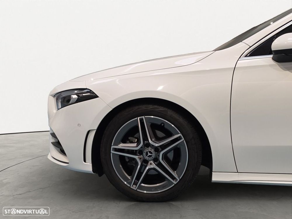 Mercedes-Benz A 200 AMG Line - 5