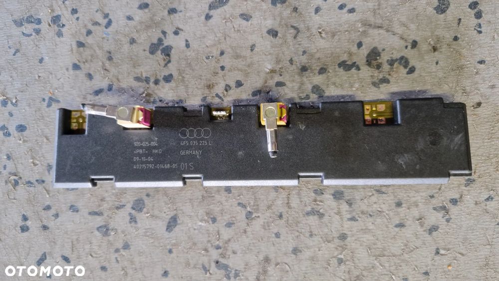 AUDI A6 C5 WZMACNIACZ ANTENY 4f5035225l - 1