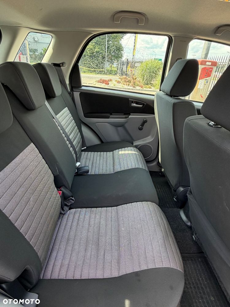 Suzuki SX4 - 20