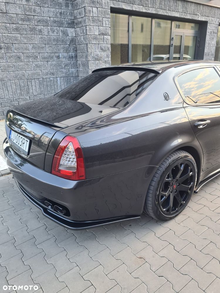Maserati Quattroporte - 5
