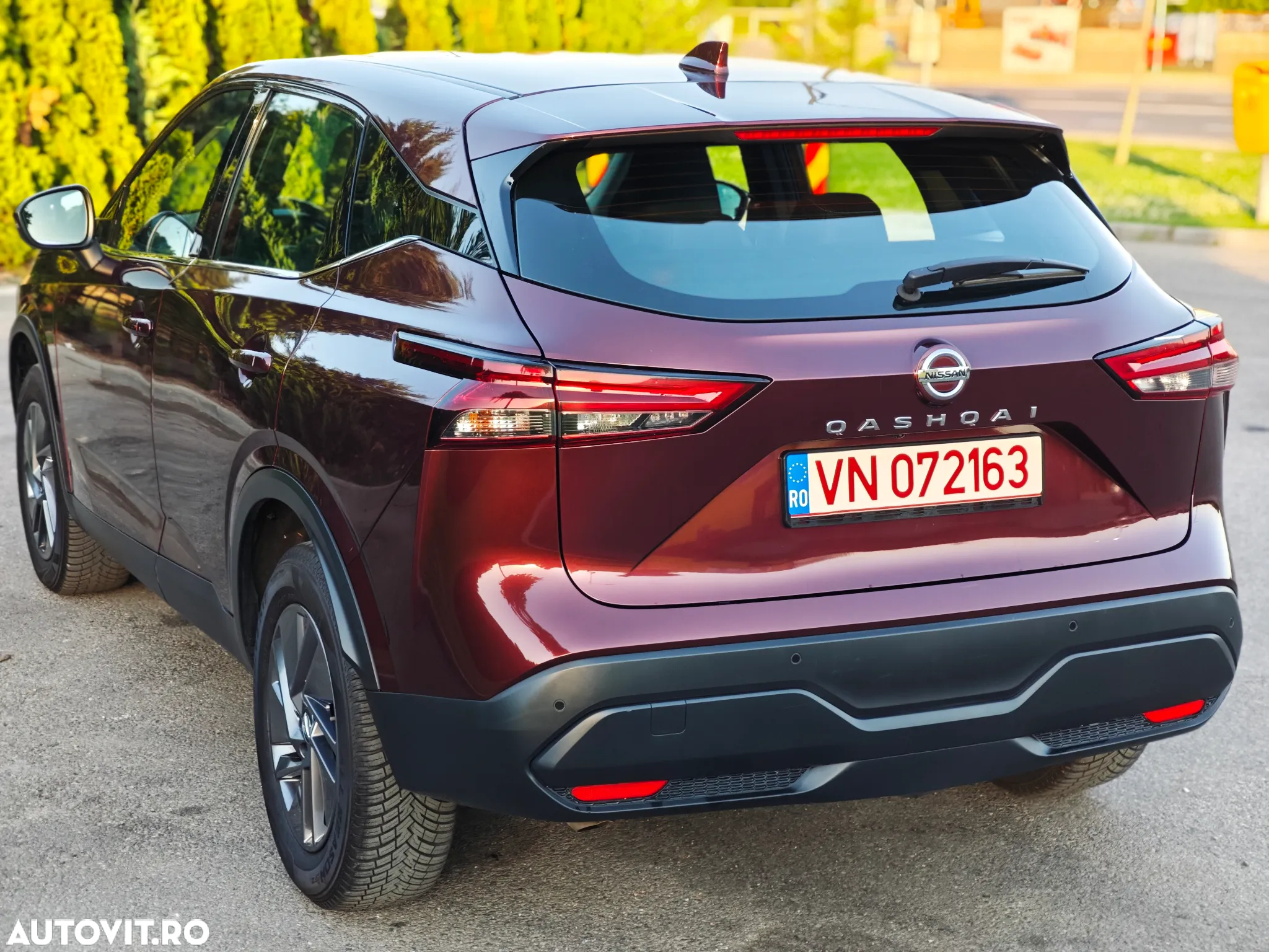 Nissan Qashqai 1.3 DIG-T N-CONNECTA - 3