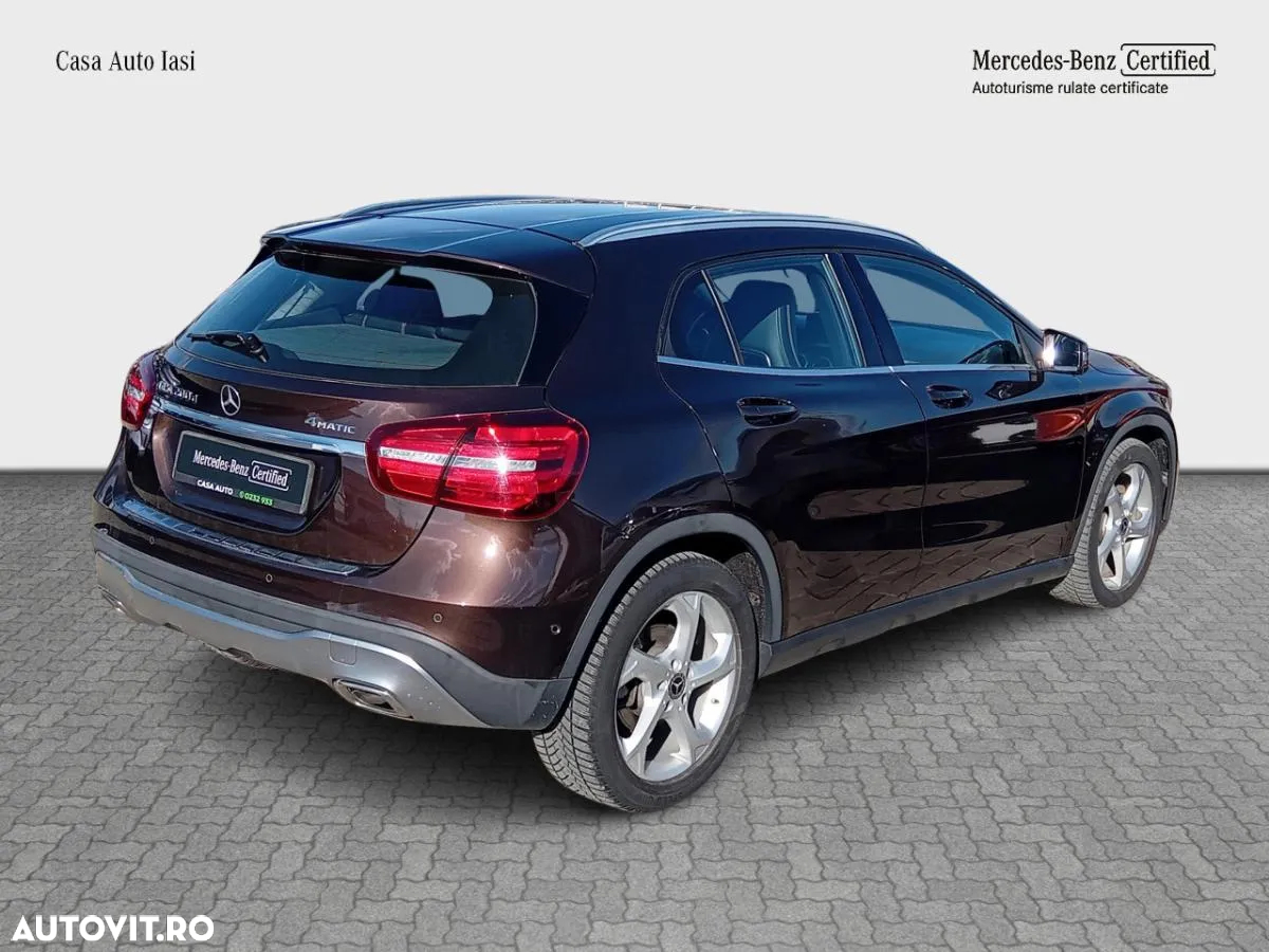 Mercedes-Benz GLA 200 d 4MATIC Aut. - 8