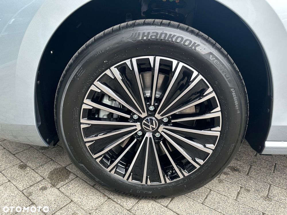 Volkswagen Passat - 33