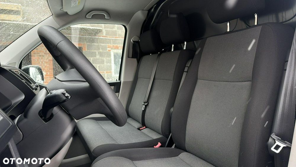 Volkswagen Transporter - 9