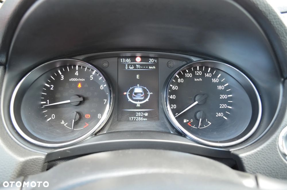 Nissan Qashqai 1.2 DIG-T 360 - 26