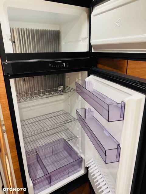 Carthago CHIC C-LINE 4.8 LE Linea Moderna - 26